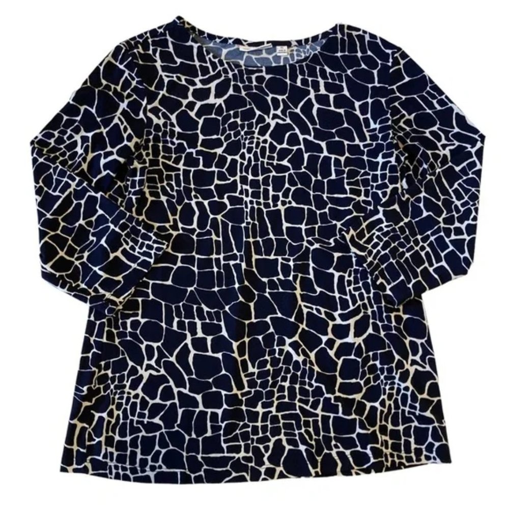 Susan Graver Black & White 3/4 quart sleeve Top- S